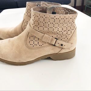 Teva cream suede booties